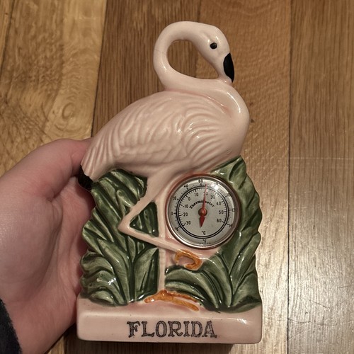 Vintage flamingo figurine - vintage,